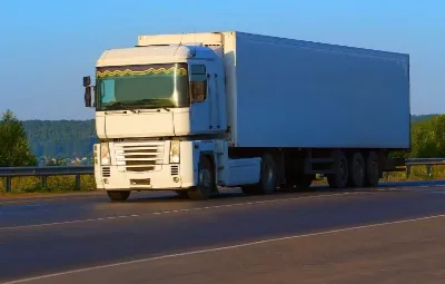 İzmir ile Karlıova Arası Öğrenci Eşyası Taşıma